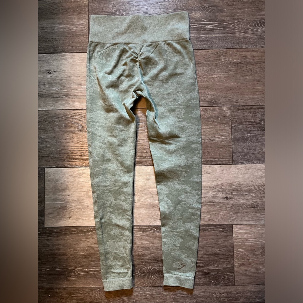 Seamless Camo Gym-Shark Leggings - Picture 4 of 4